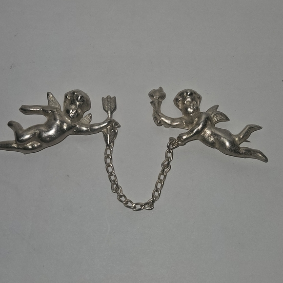 Jewelry - Vintage 1940's Sterling Silver Cherub Figurine Brooch With Original Chain